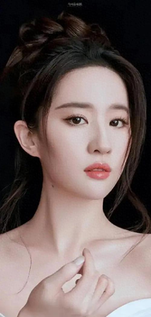 刘亦菲智界发布会现场